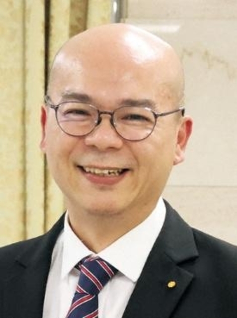 謝国平さん