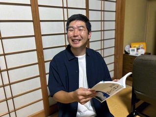 多くの先輩たちが関わり抜き、殻に閉じこもっていた自分を救ってくれた――今度は“僕が”との思いで、地域の励ましに歩く関口地区部長