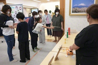 ねらいを定めて…パチ！